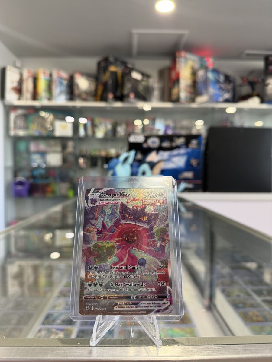 Pokemon Gengar VMAX fusion strike