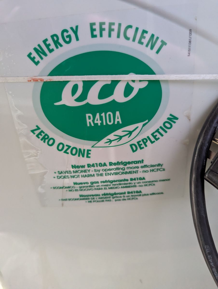ECO R410A  ENERGY EFFICIENT- Ice-cold 12,000 BTU HEAVY DUTY DELONGHI PINGUINO PORTABLE AIR CONDITIONER, COMPLETE