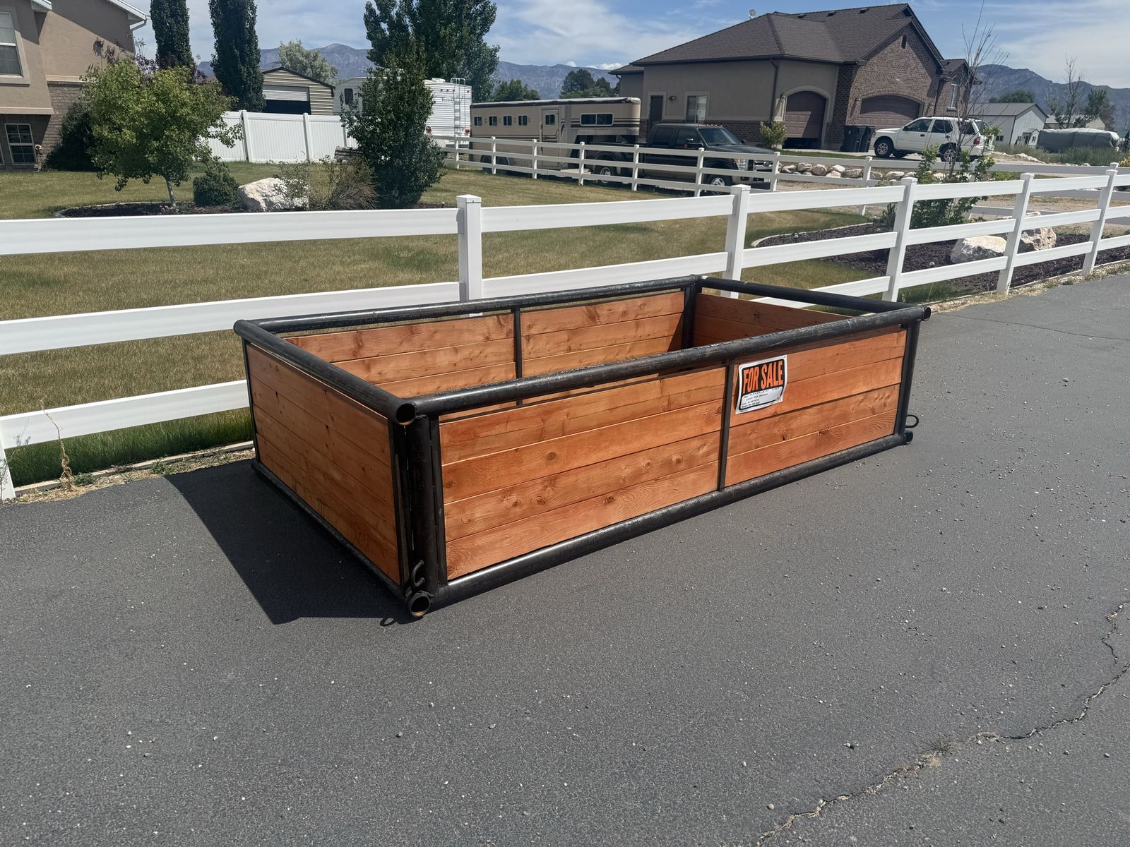 Livestock feeder