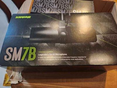 Brand New 2x Shure SM7B Cardioid Dynamic Vocal Microphone - Legendary Studio Quality Sound