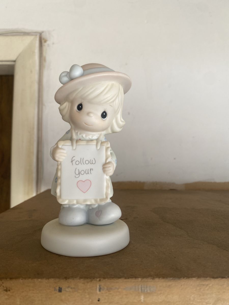 Precious Moments Porcelain Figurine Follow Your Heart
