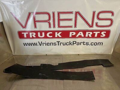 Kenworth T680 Closeout Assembly, Part # R22-6240-100 / R22-1069-100