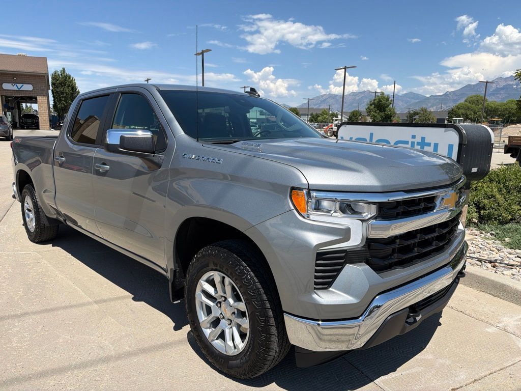 2025 Chevrolet Silverado 1500 LT