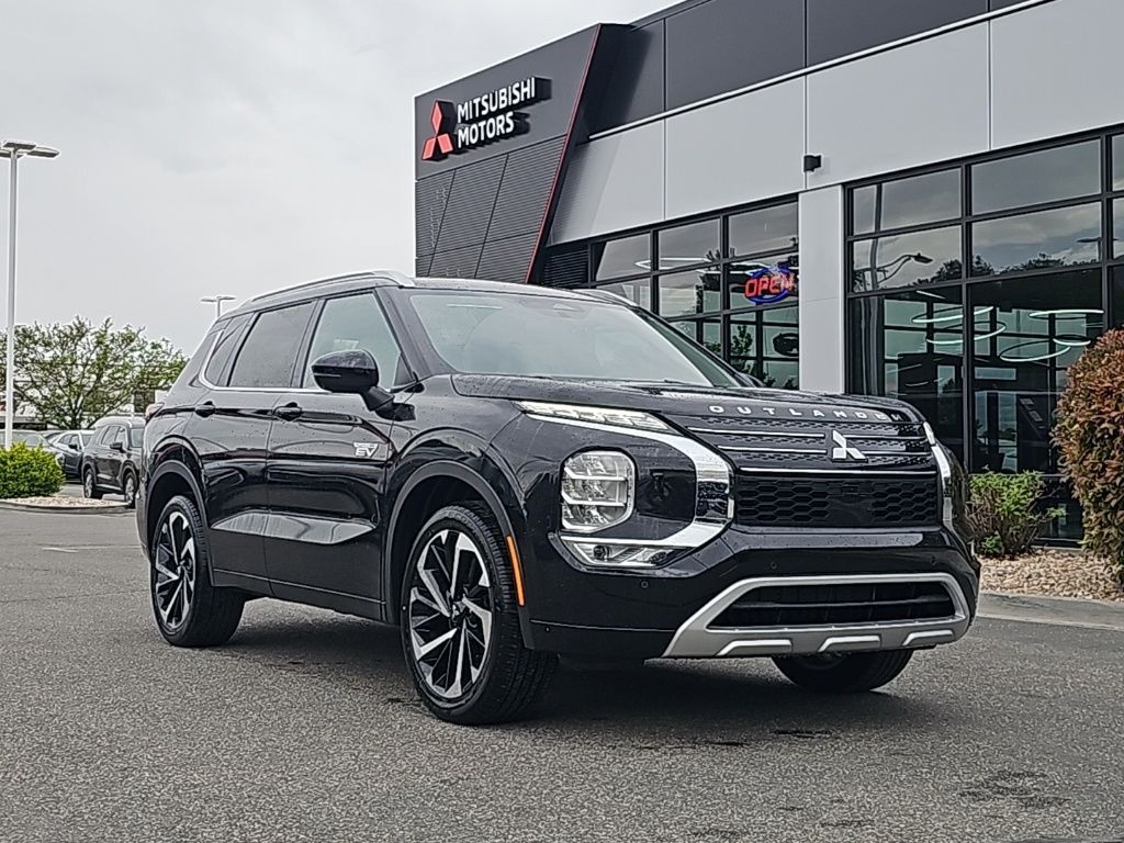 2025 Mitsubishi Outlander SEL