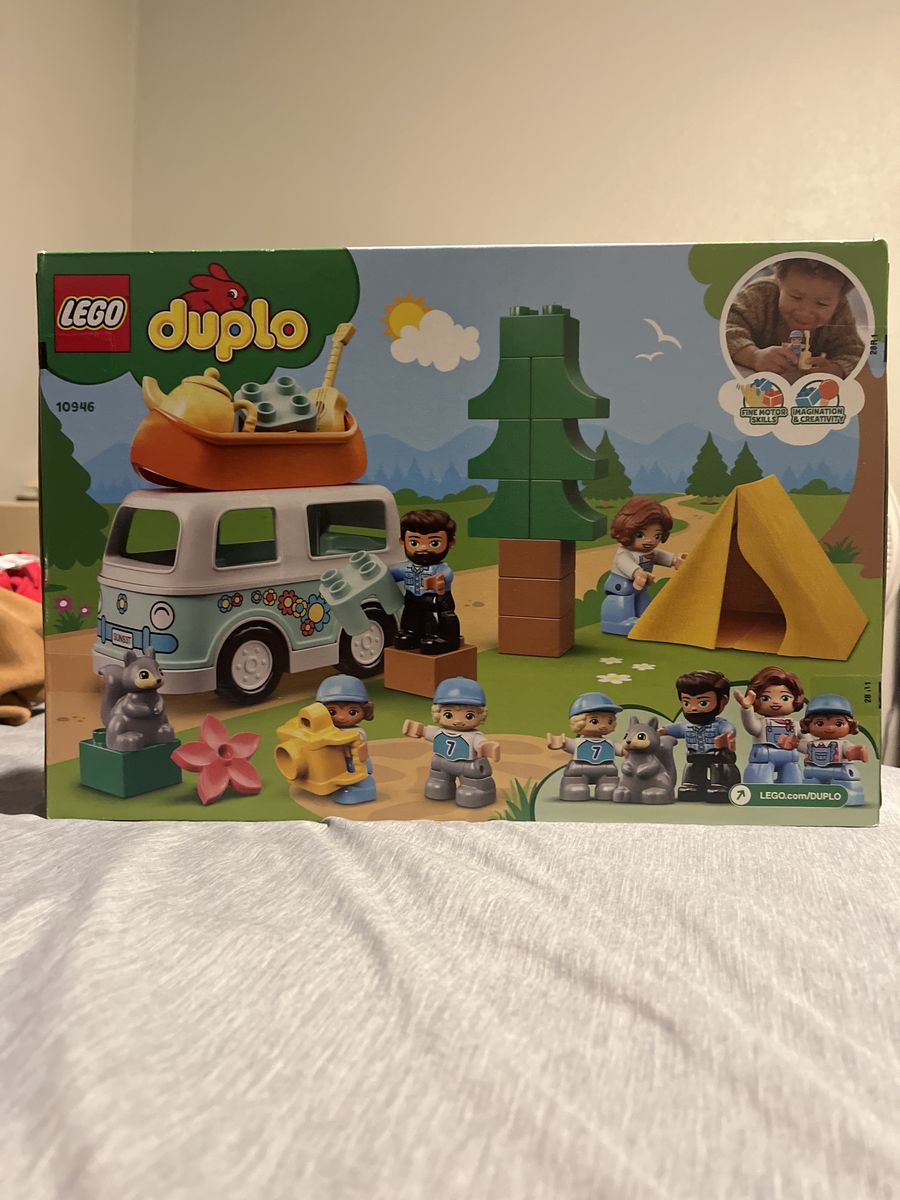 Duplo Lego Family Camping Van Adventure [10946]