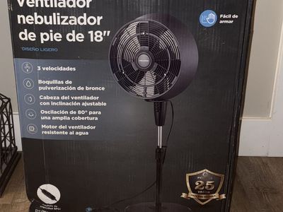 NEW Pelonis 18 inch Outdoor Misting Pedestal Fan