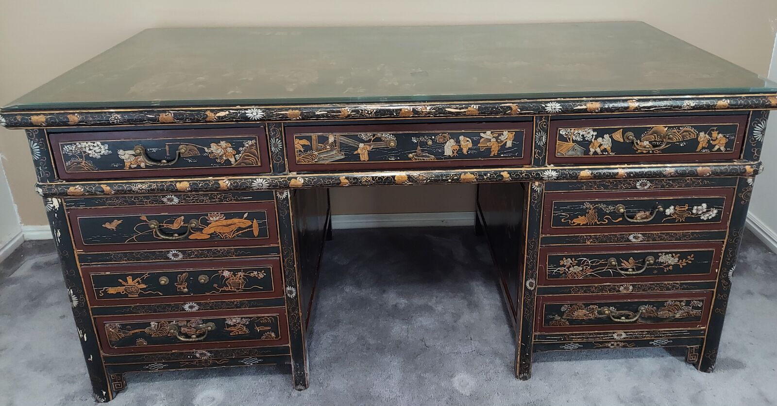 Oriental Office Desk