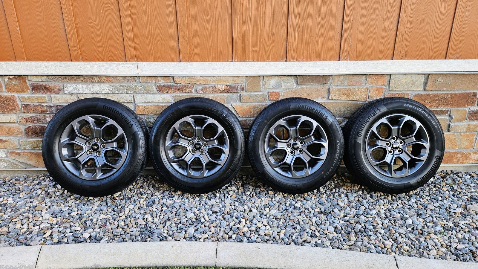 OEM 17" Carbonized Gray Alloy Wheels & Tires from 2022 Ford Maverick XLT - Take Offs