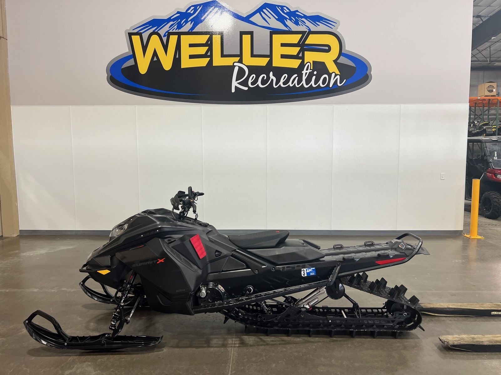 2022 SKI-DOO SUMMIT EXPERT TURBO 154       BLACK