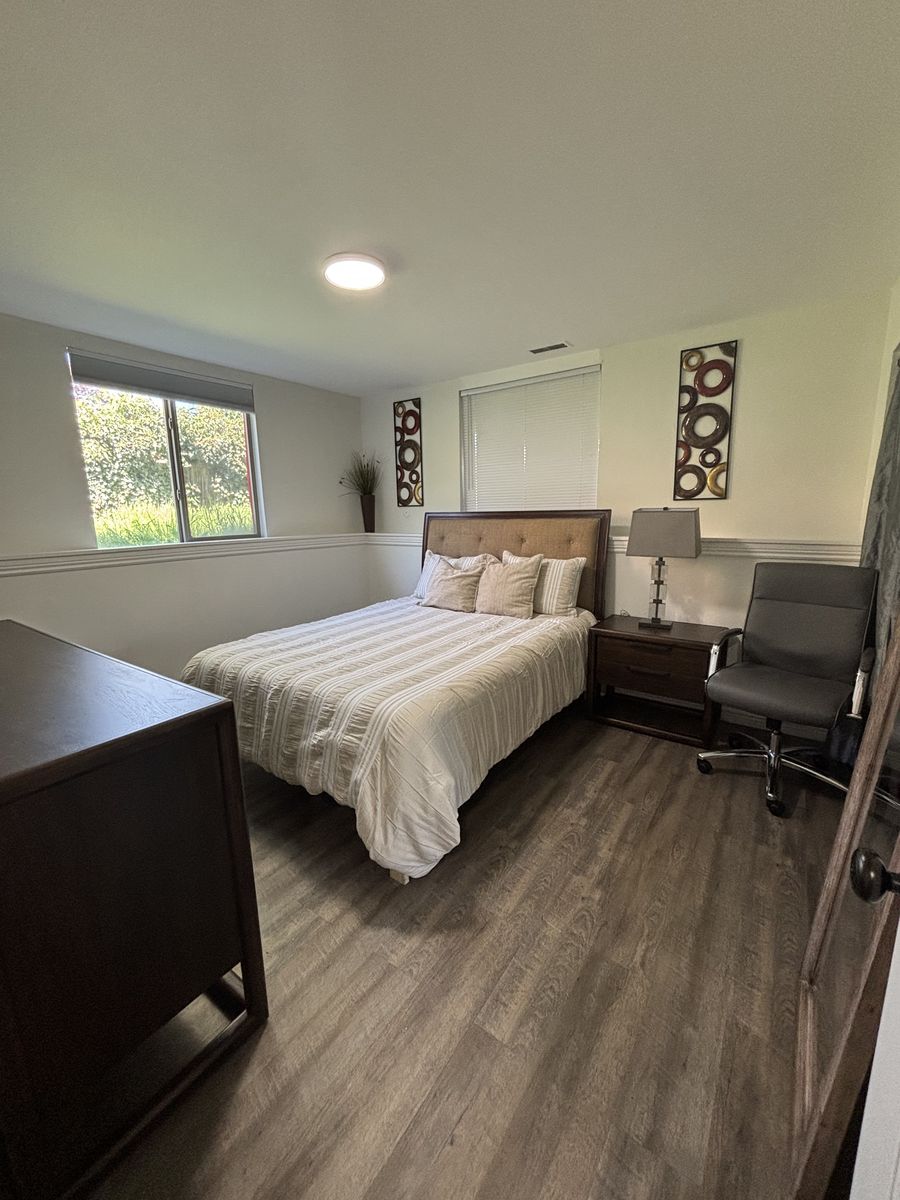 Looking For Male Roomate - Furnished Room $650