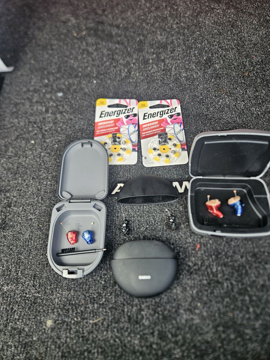 3 PAIR HEARING AIDS ERGO RESOUND