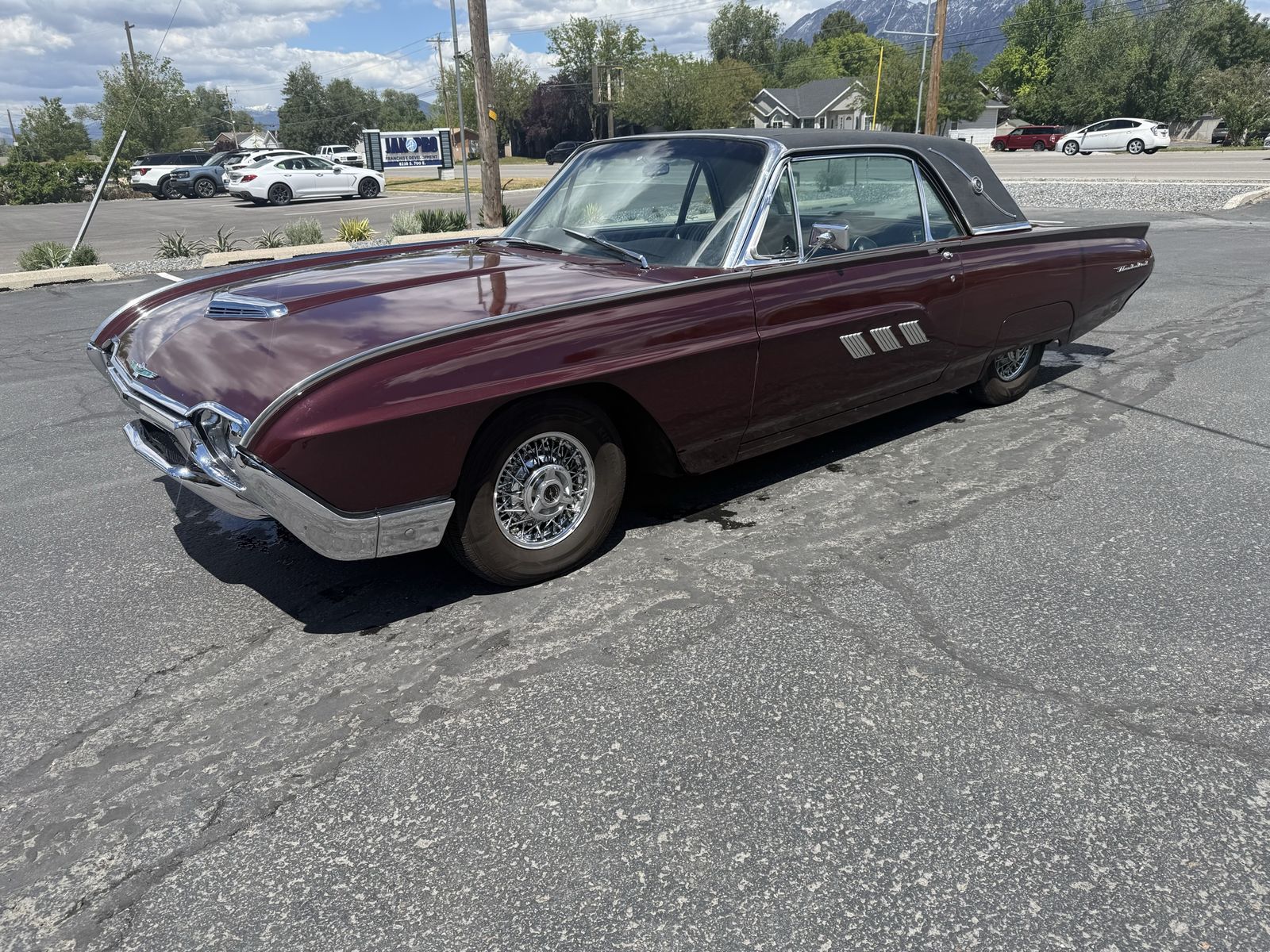 1963 Ford Thunderbird 