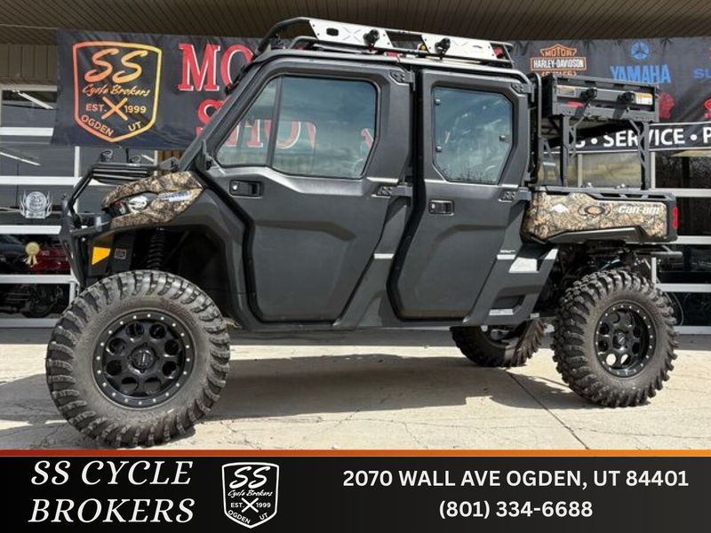 2022 Can-Am Defender MAX HD10