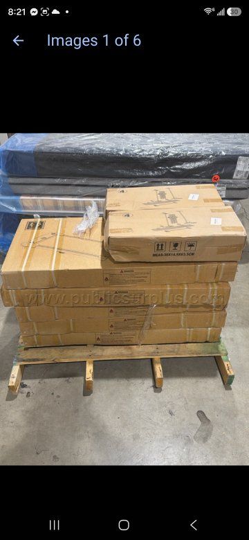 Folding Pilates Machine – new in box!"
Máquina de Pilates  – ¡Nueva en su caja! 
