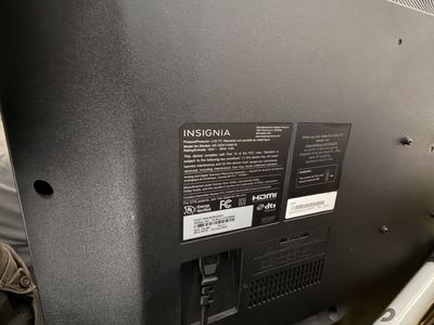 Insignia 32-inch NS-32DF310NA19 Smart LED TV