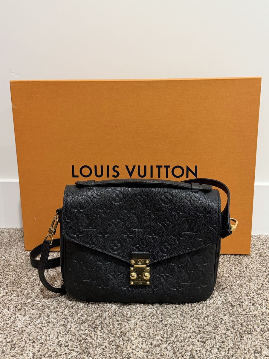 Louis Vuitton Pochette Métis in Black Monogram Empreinte Leather