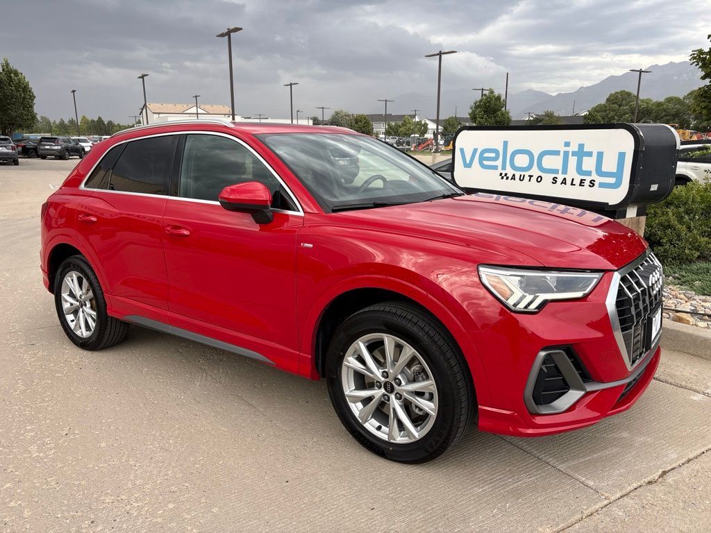 2025 Audi Q3 quattro S line Premium 45 TFSI