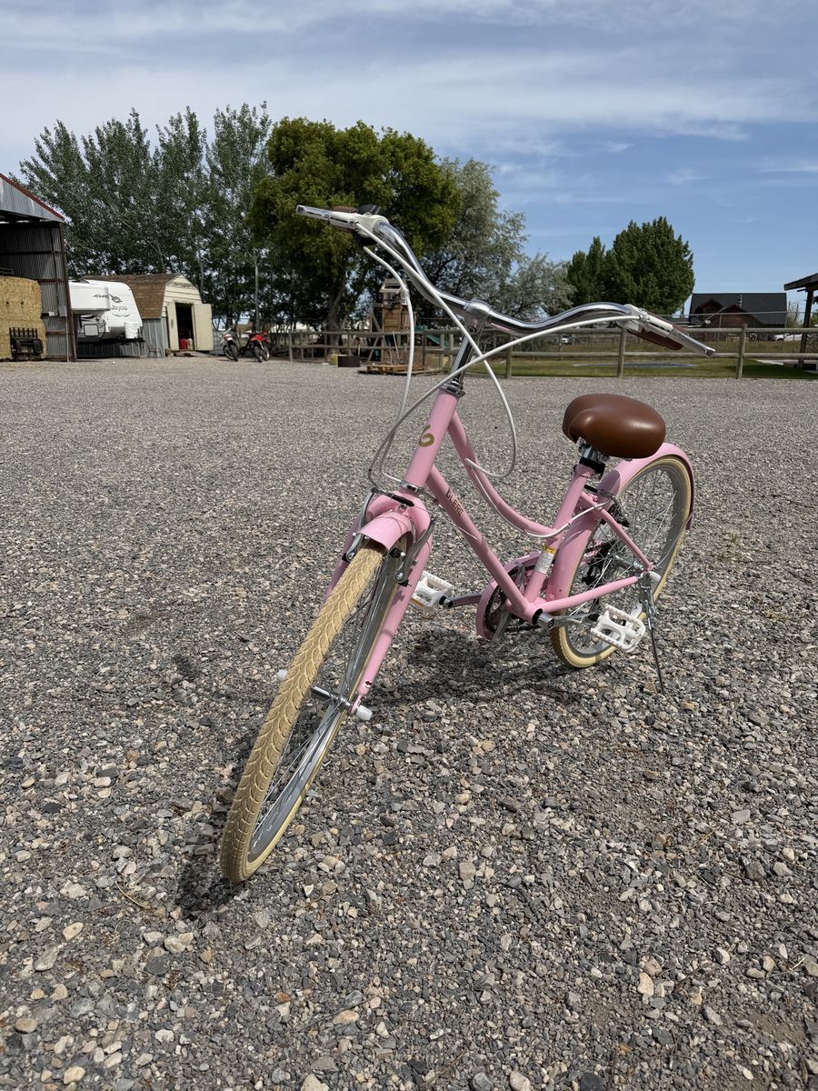 Glerc 24 inch pink beach cruiser