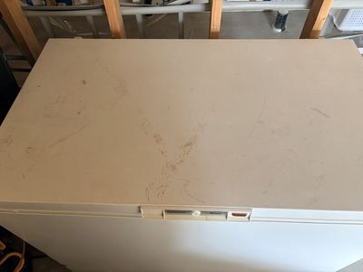 Amana 15 Cu Ft Chest Freezer – Large Deep Freezer Works Great OBO