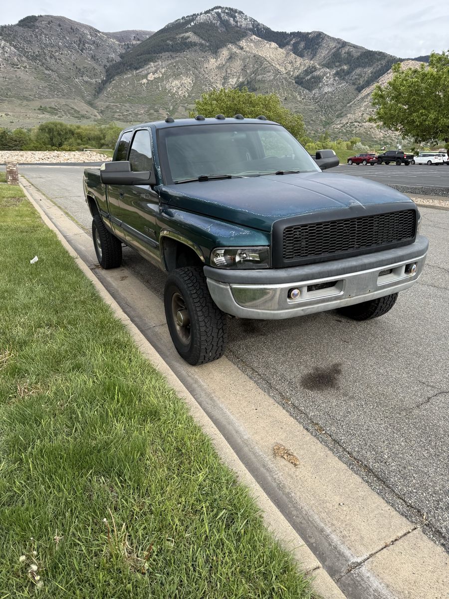 1999 Dodge Ram 2500 Laramie SLT