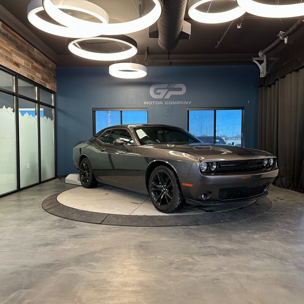 2018 DODGE CHALLENGER SXT