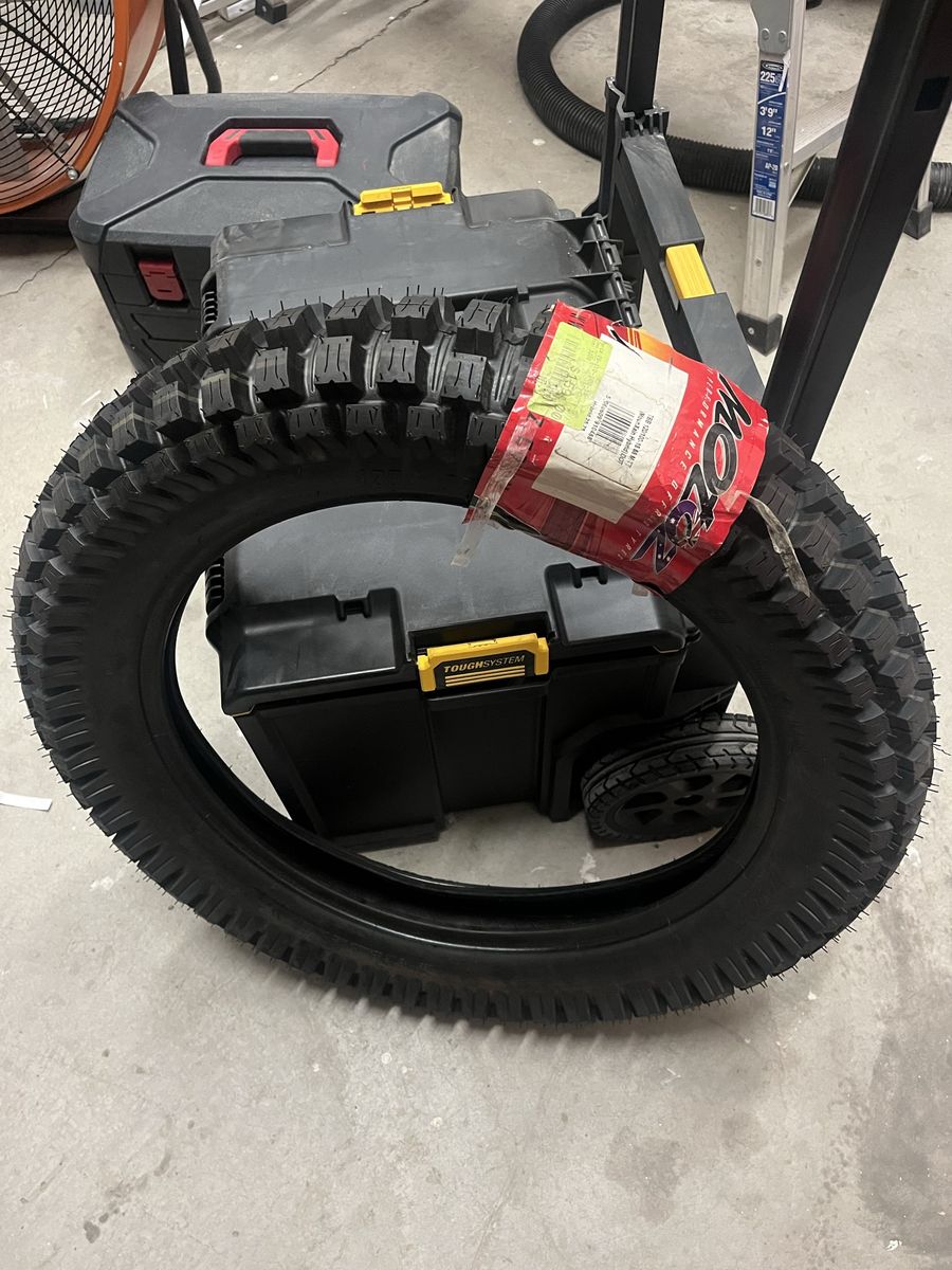 MOTOZ, Rear Dirtbike Tire,  New