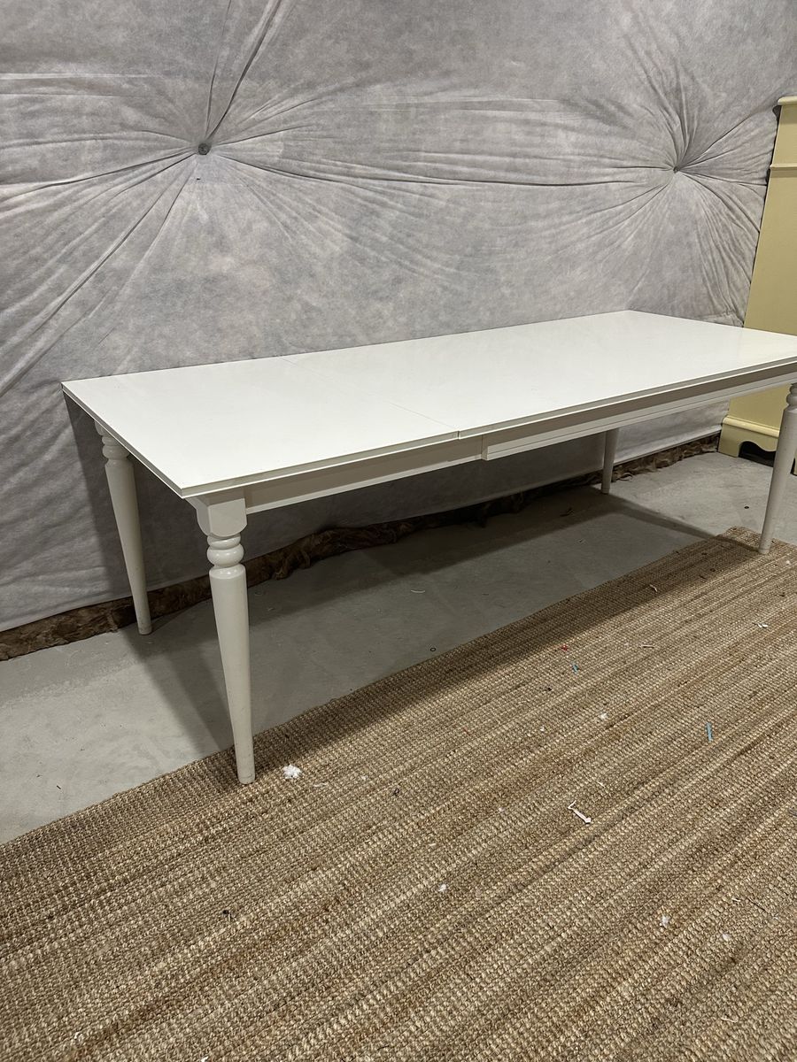 White Kitchen Table With Leaf