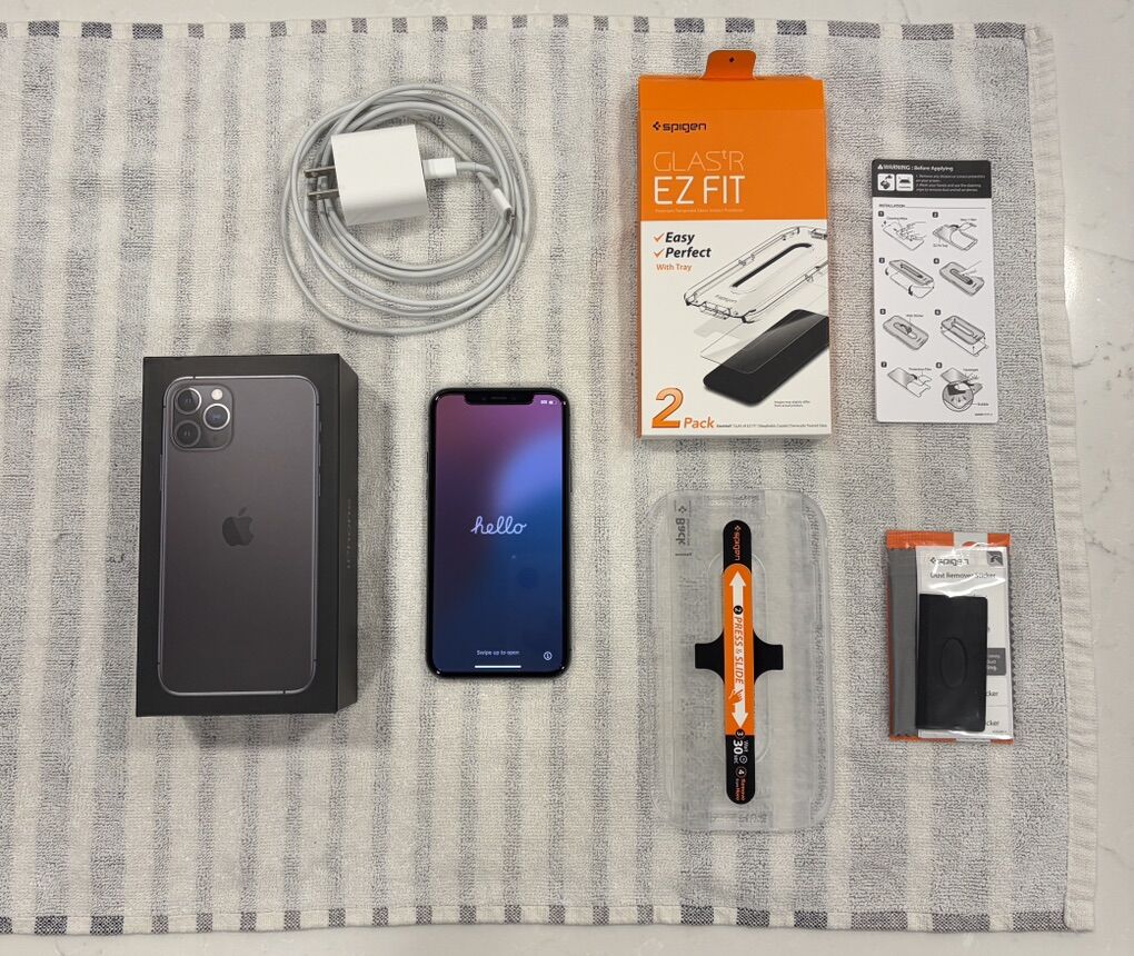 iPhone 11 Pro - 256GB - Space Gray - Like New