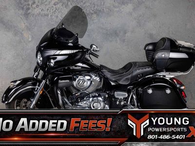 2017 Indian Motorcycle® Roadmaster® Thunder Black