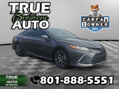 2021 Toyota Camry Hybrid XLE