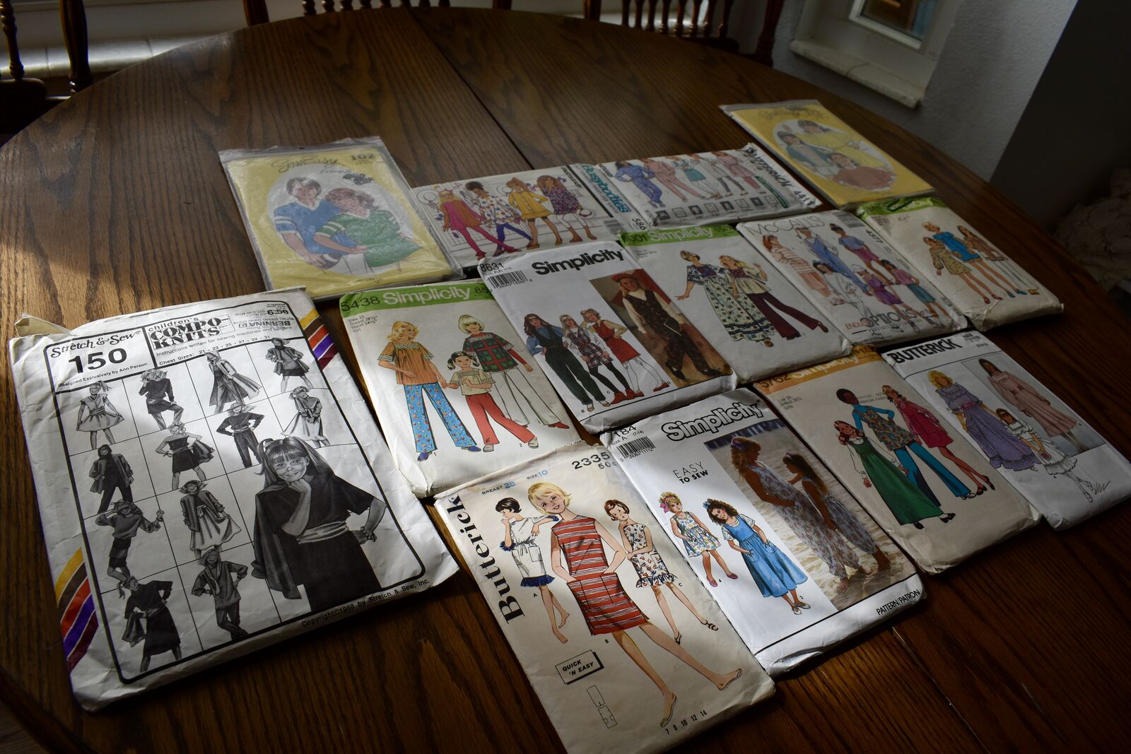 Several Assorted Vintage Sewing Patterns For Younger Girls in Sizes from 6 To 10 And A Couple 7 To 14
