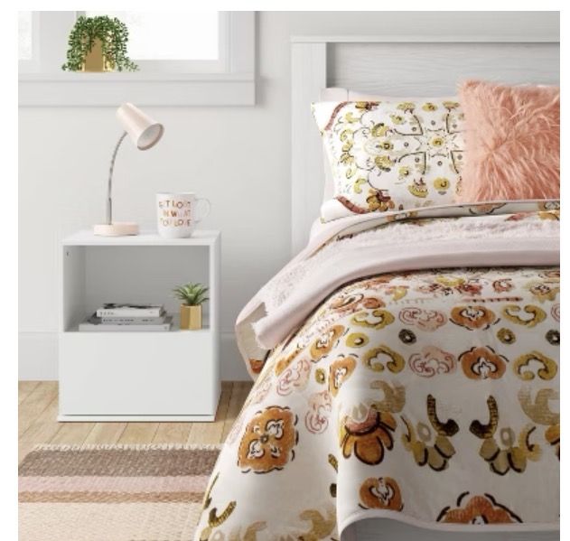 1 Drawer Night Stand