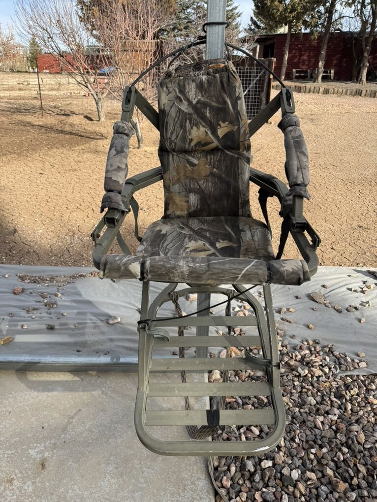 Summit Viper Climbing Tree Stand