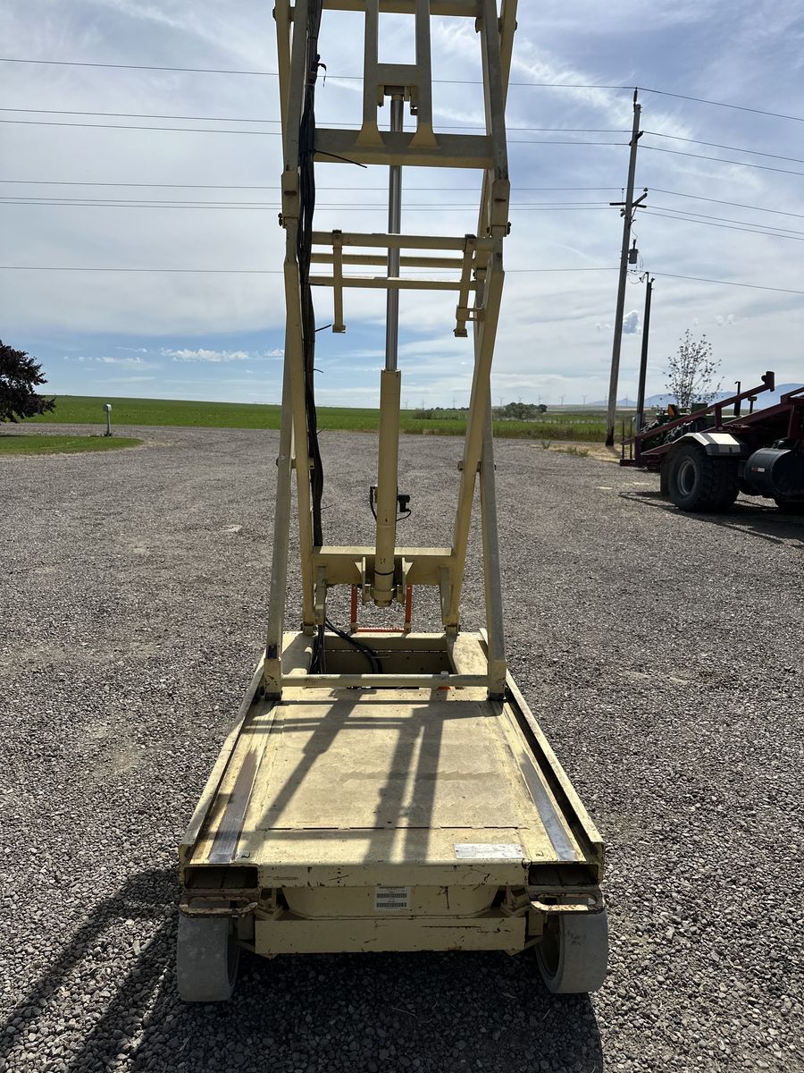 Main image 8