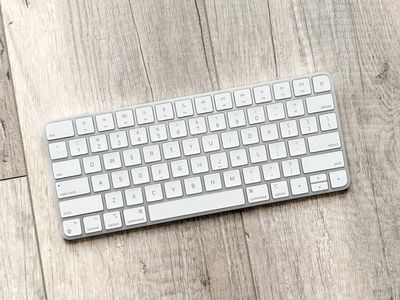 Apple Magic Keyboard A2450 Wireless Bluetooth