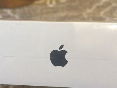 Apple iPad (8th Gen) 32GB Wi-Fi Space Gray - MYL92LL/A - Sealed in Box