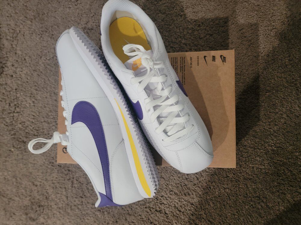 Lakers nike cortez 10.5
