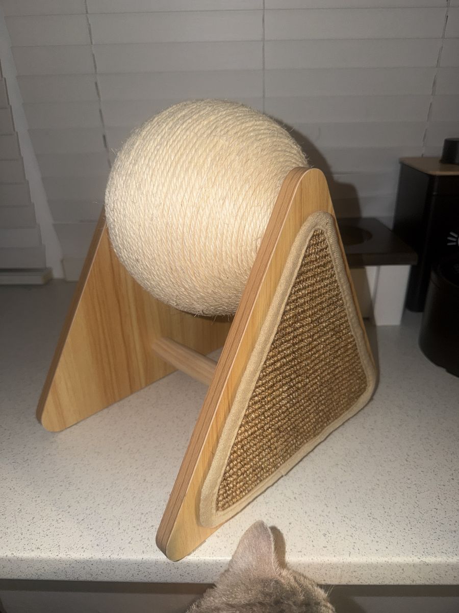 Cat Scratching Ball with Wooden Stand