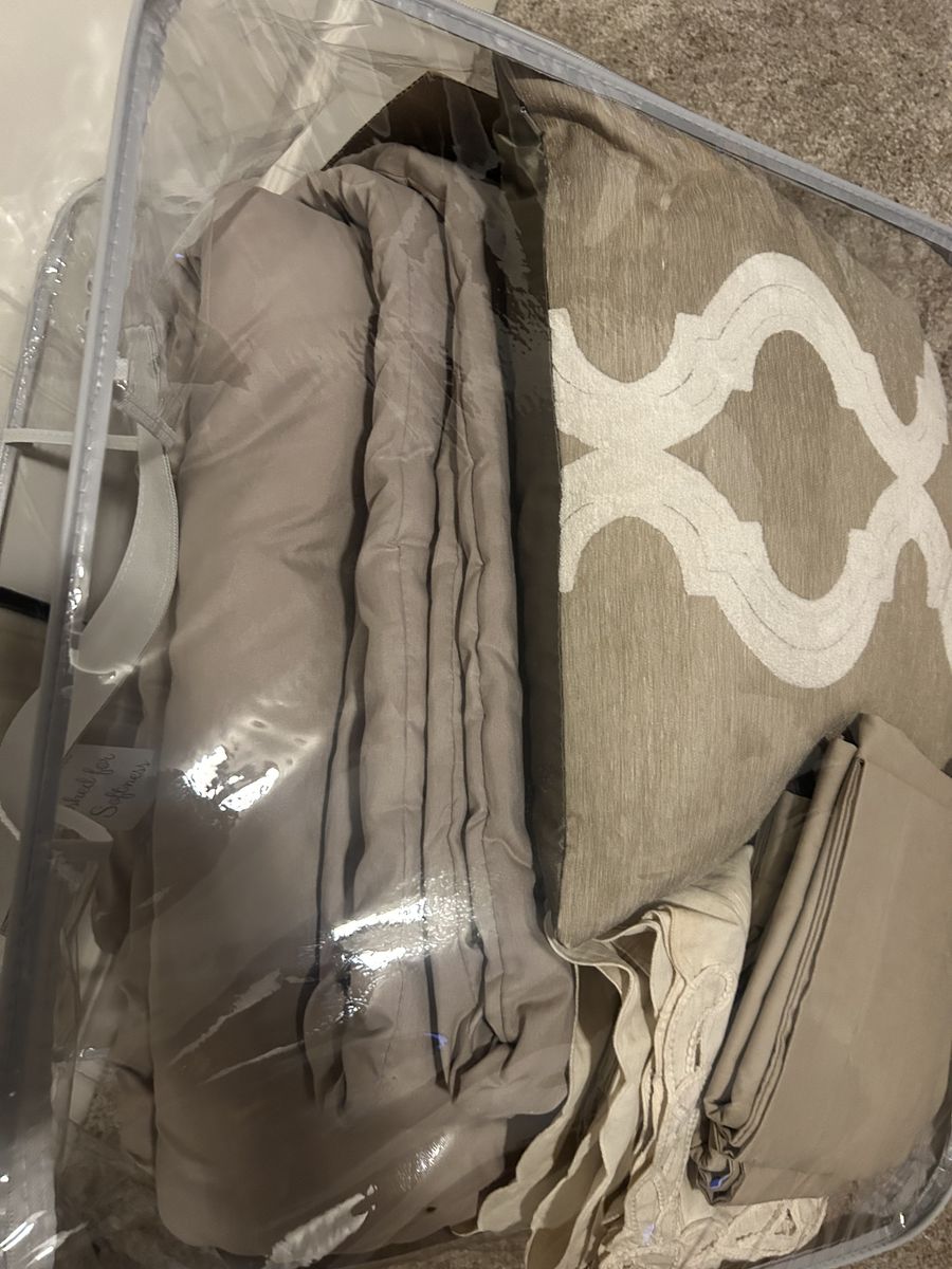 King size bed set
