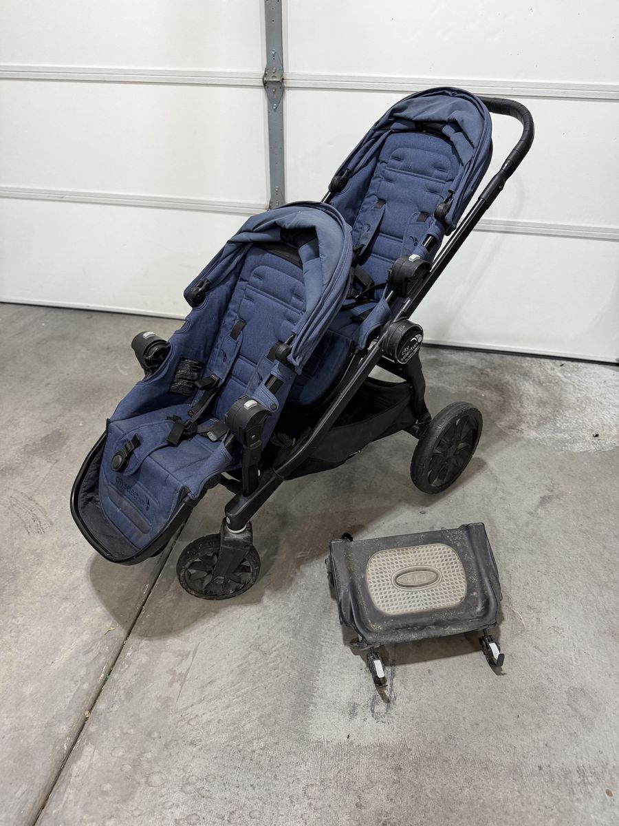 City select lux by baby jogger double stroller