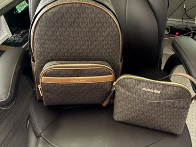 Michael Kors Backpack + Crossbody Set – Excellent