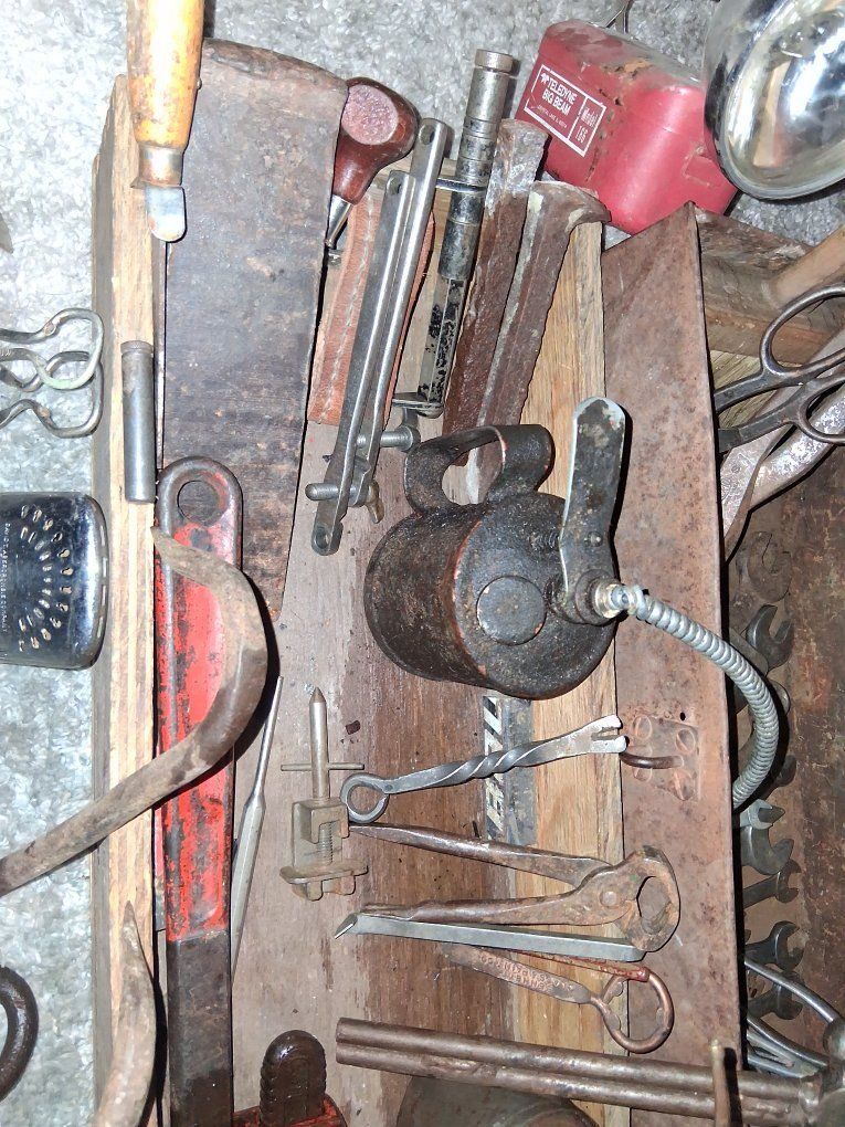 Main image 9