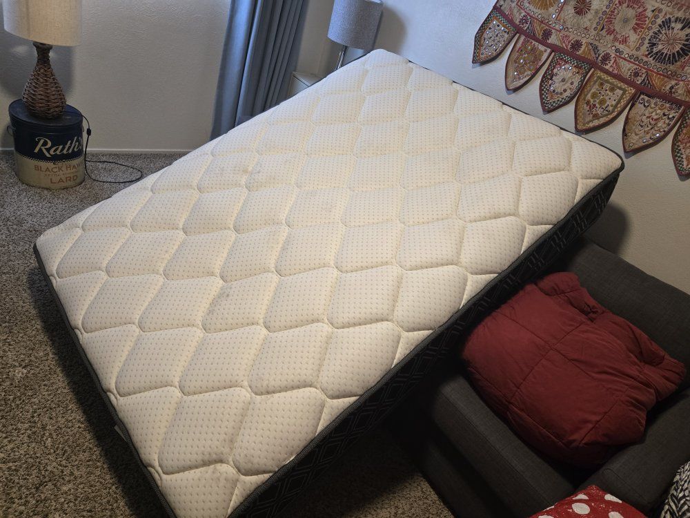 Full Size Mattress - excellent condition