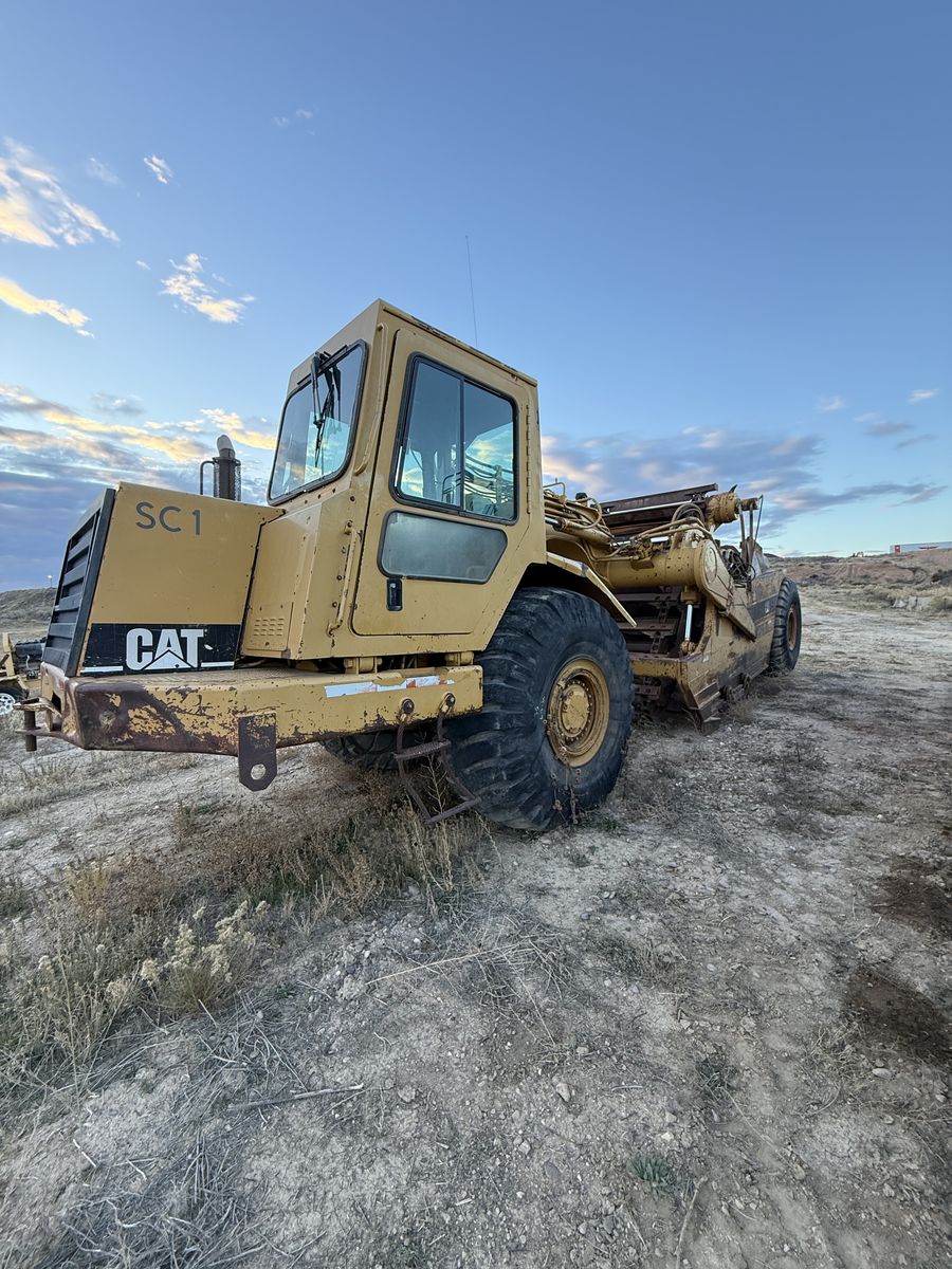 CAT 615C Scraper