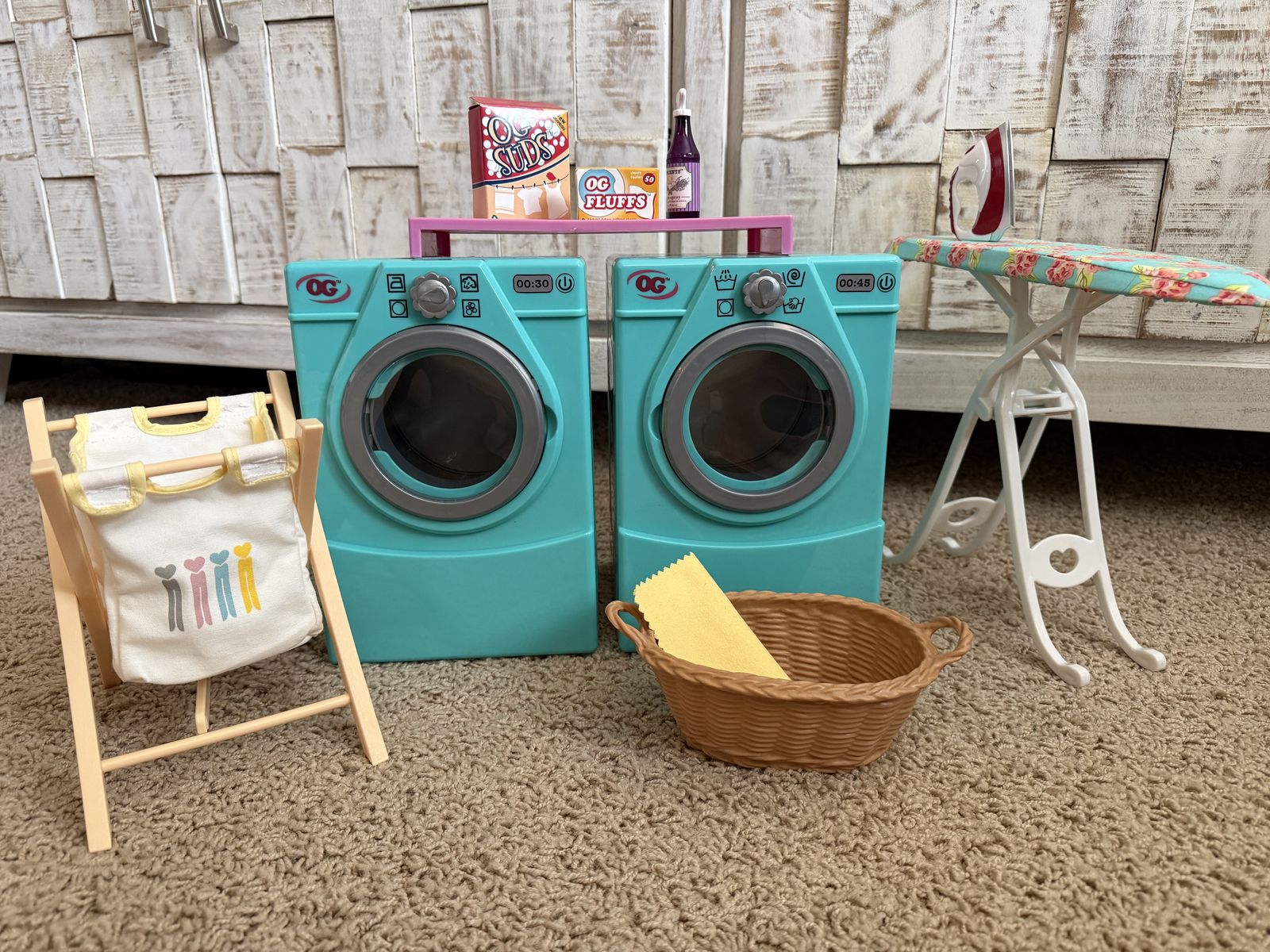 Our Generation washer/dryer and accessories