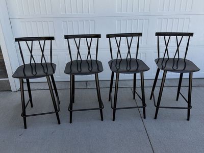 Set of 4 Black Metal Backed Bar Stools / Counter Height Chairs - Modern Farmhouse Style