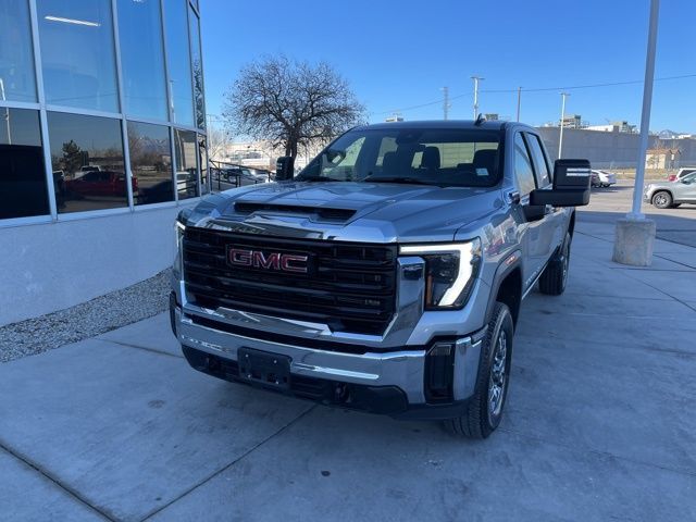2024 GMC Sierra 3500HD Pro
