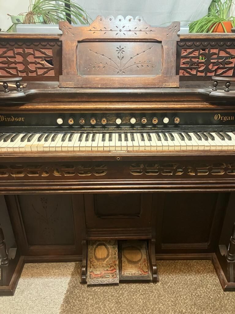 Antique Pump Organ