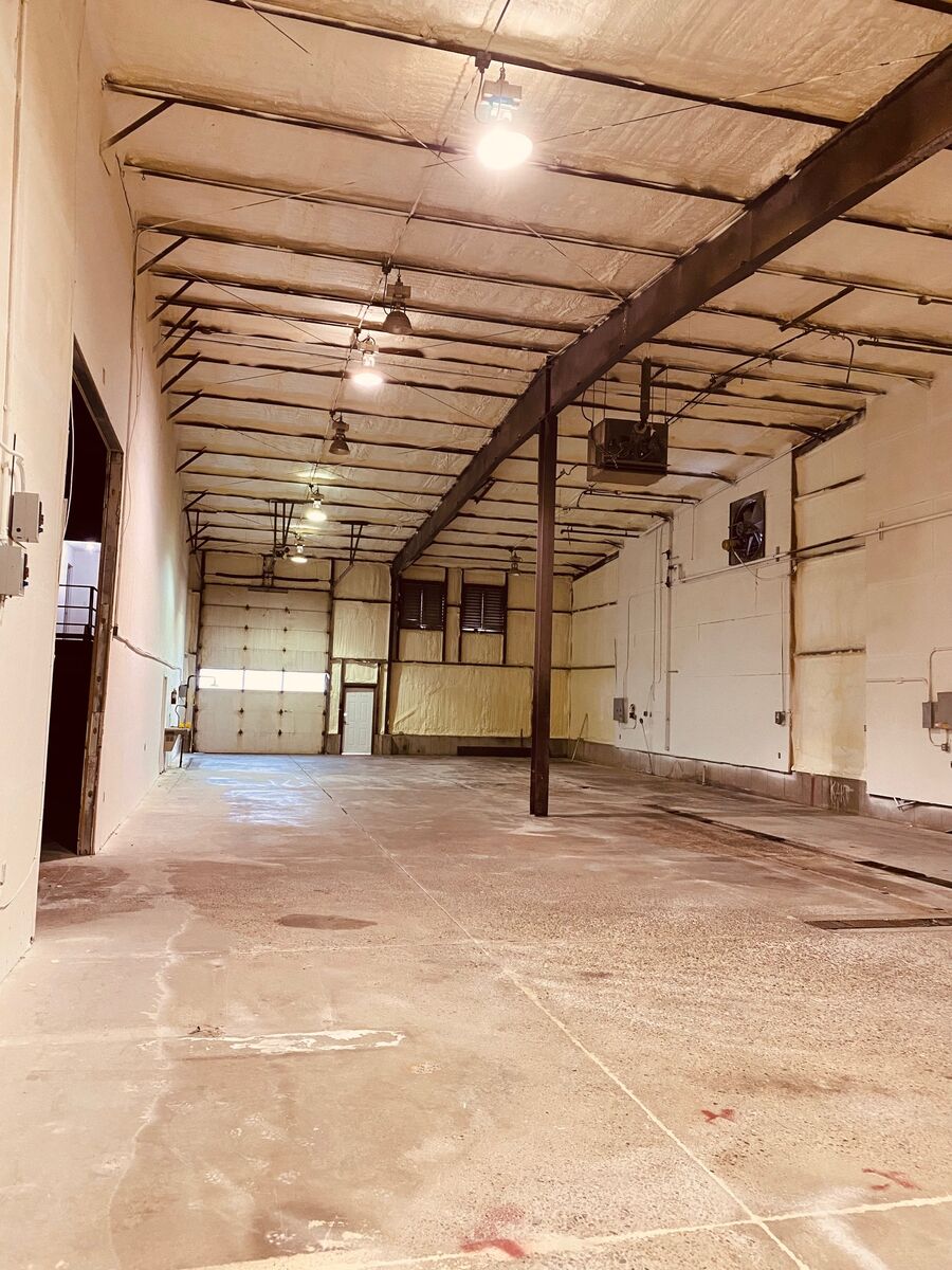 Smithfield UT 4200 SF Manufacturing/Warehouse with 600 A 480 V 3 Phase Power
