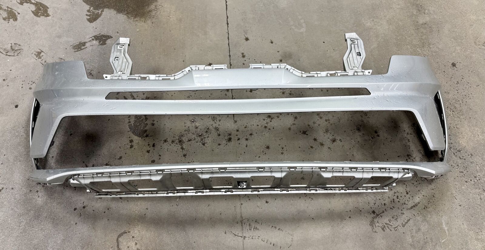2021-2023 Kia Sorento Front Bumper